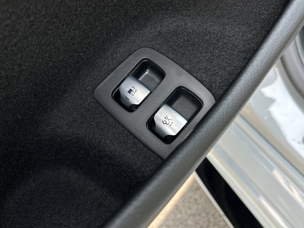 New 2027 Mercedes-Benz E 53 AMG e 4MATIC Sedan image 13