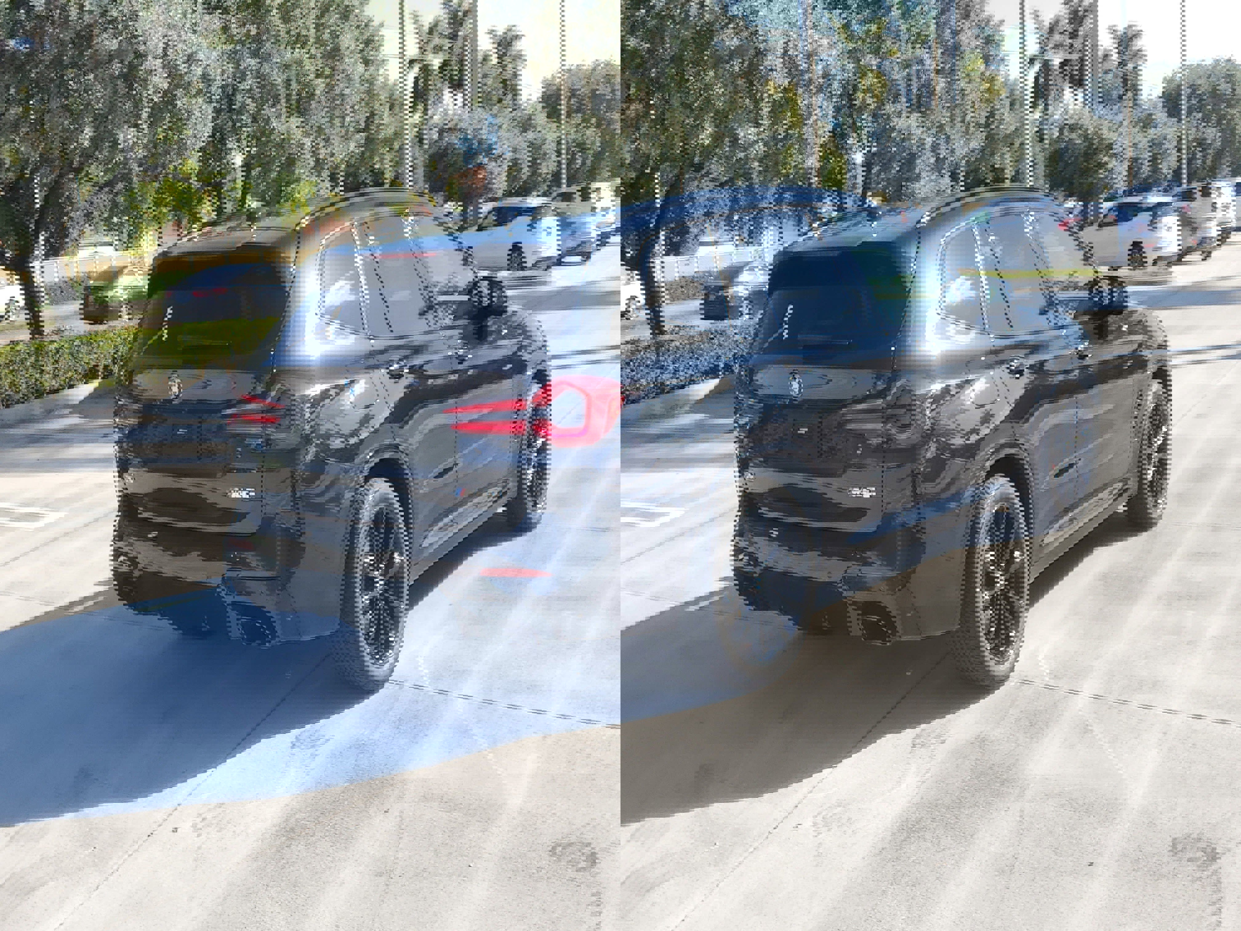 Used 2023 BMW X3 M40i image 10