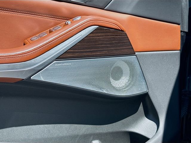 Used 2021 BMW X7 M50i w/ Executive Package AWD/4WD image 26