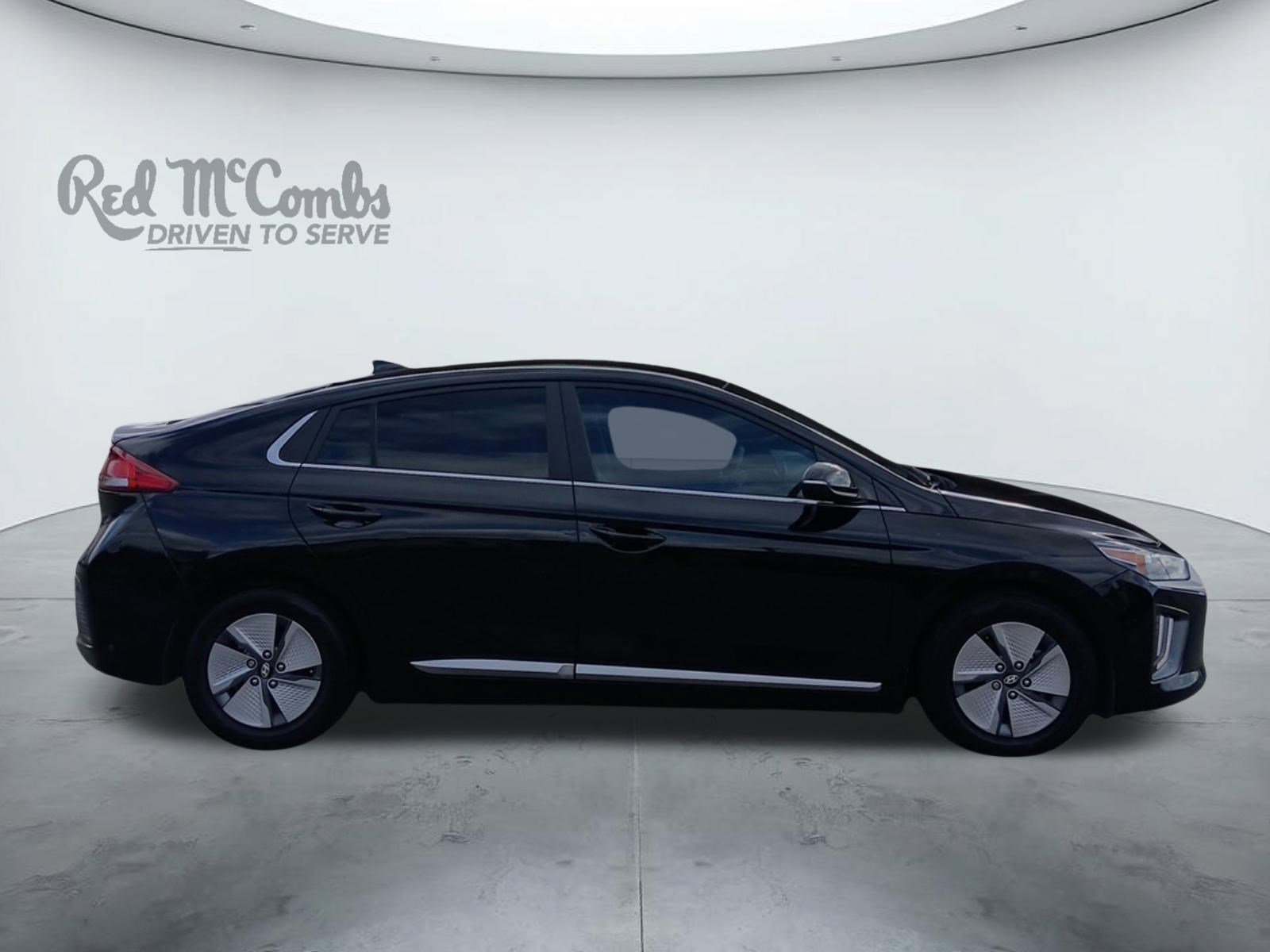 Used 2022 Hyundai Ioniq SE image 6