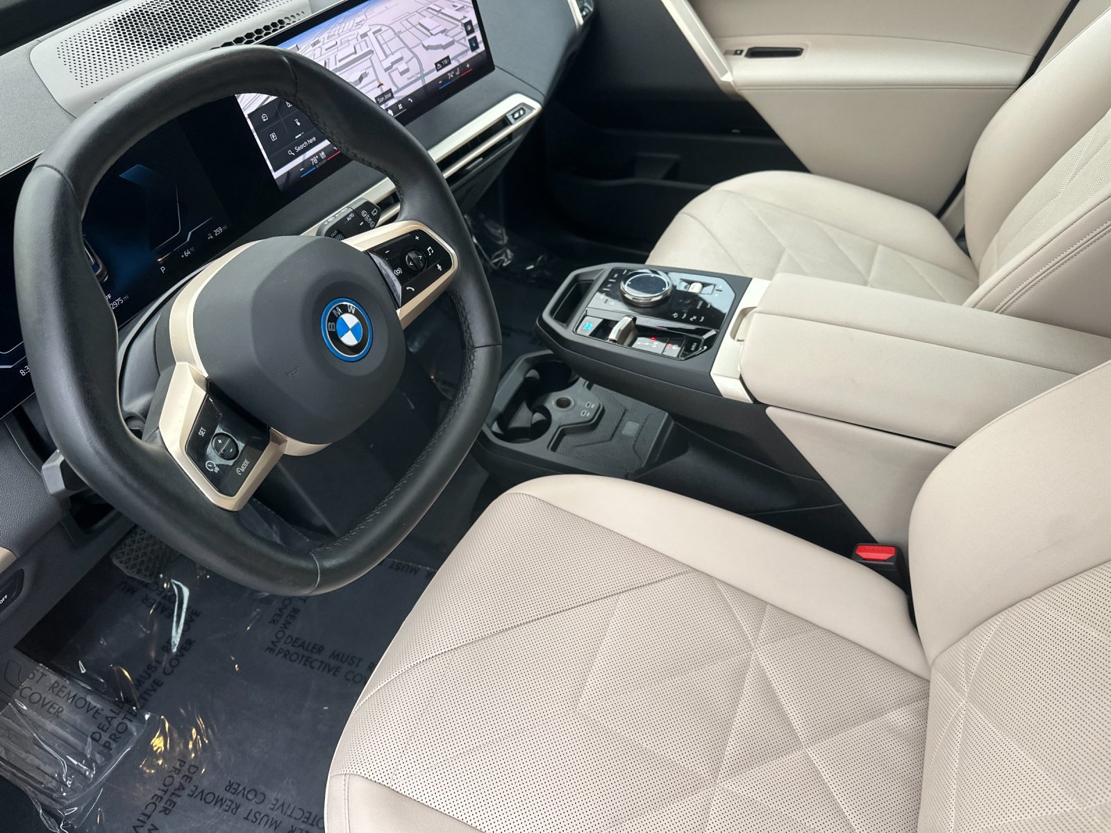 Used 2025 BMW iX xDrive50 AWD/4WD image 10