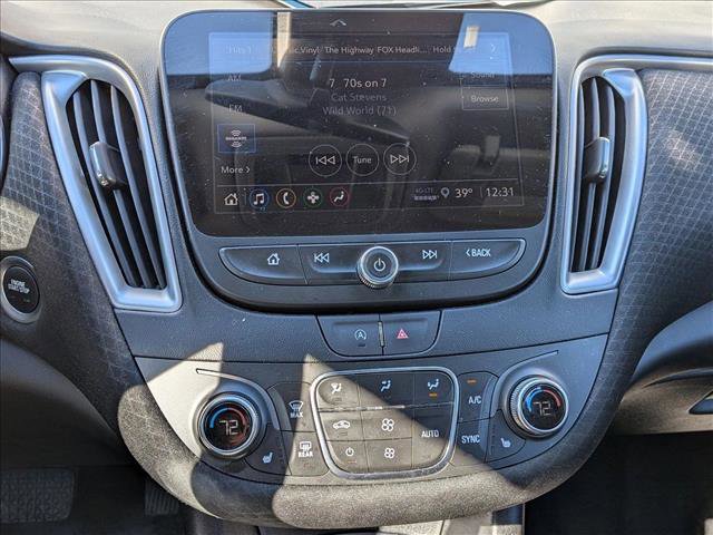 Used 2025 Chevrolet Malibu LT image 14