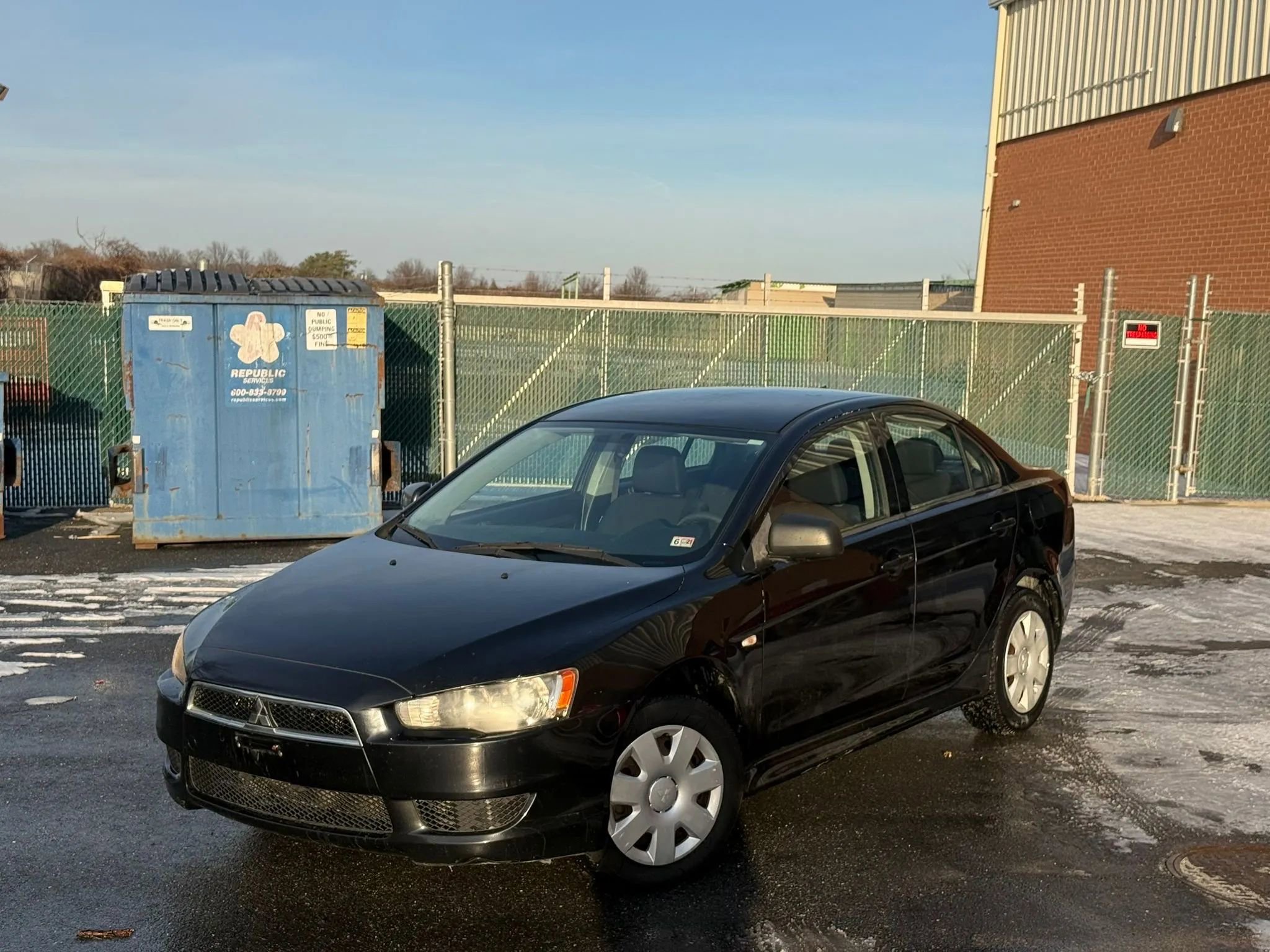 Used 2011 Mitsubishi Lancer ES image 1