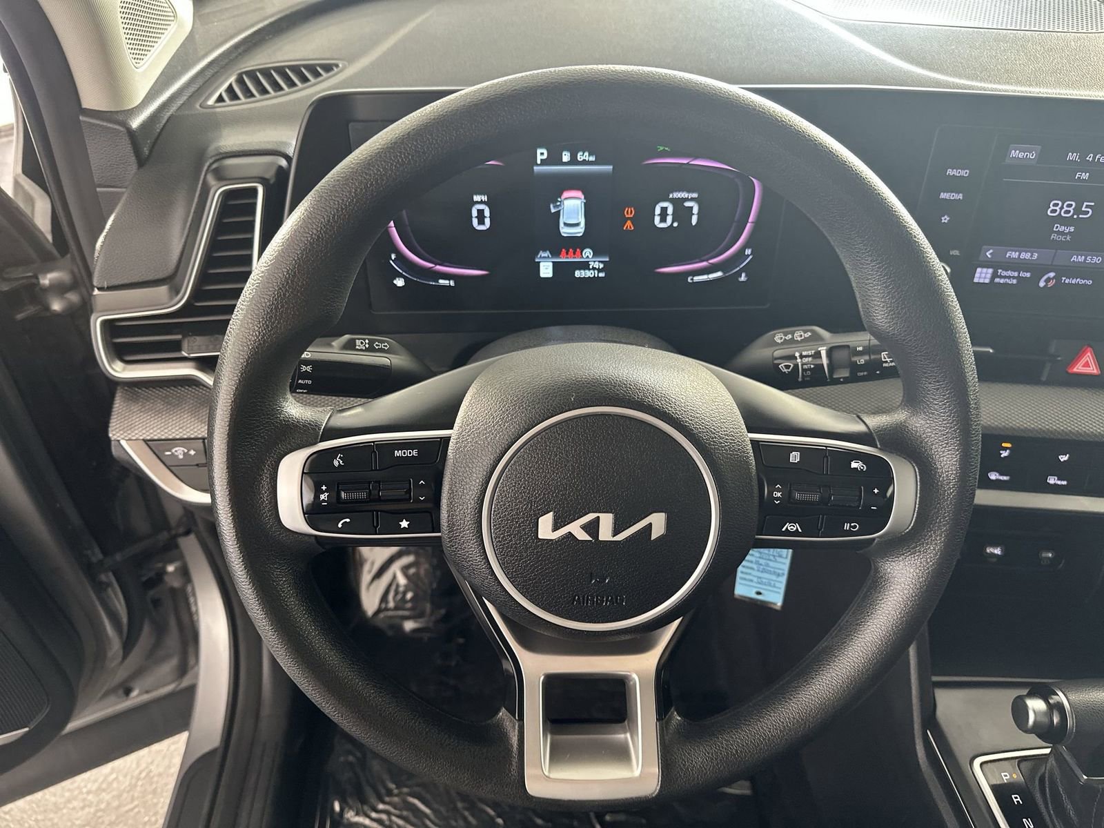 Used 2023 Kia Sportage LX image 14