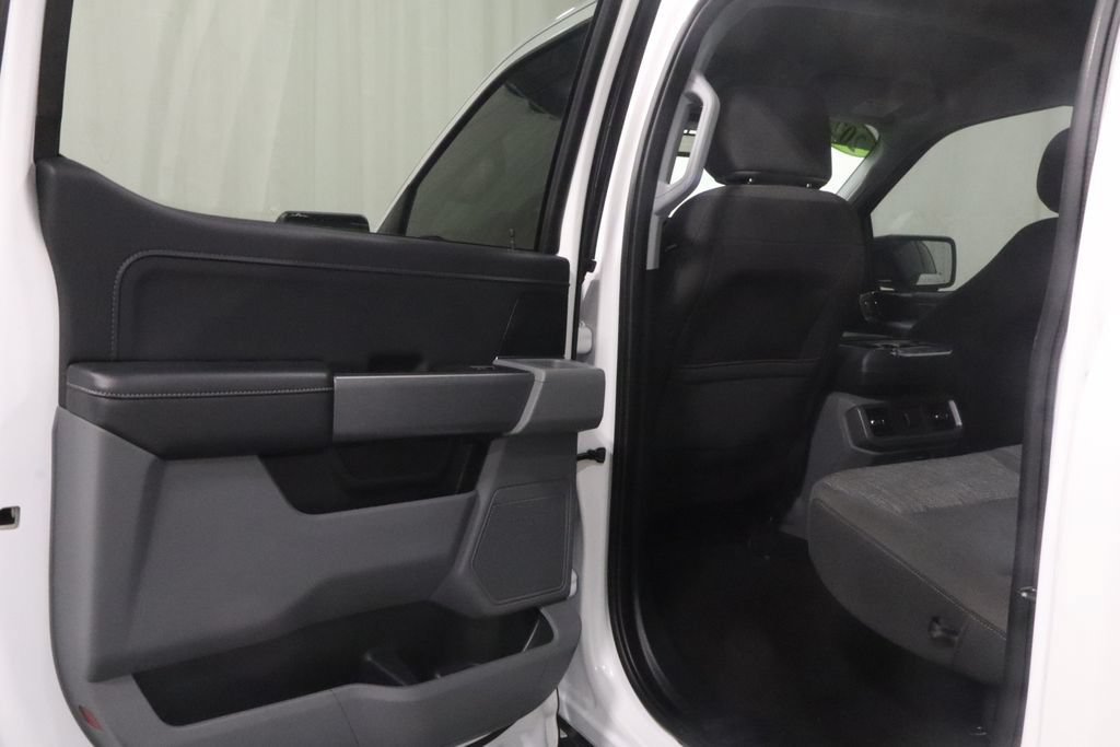 Used 2021 Ford F150 XLT w/ Equipment Group 302A High AWD/4WD image 13