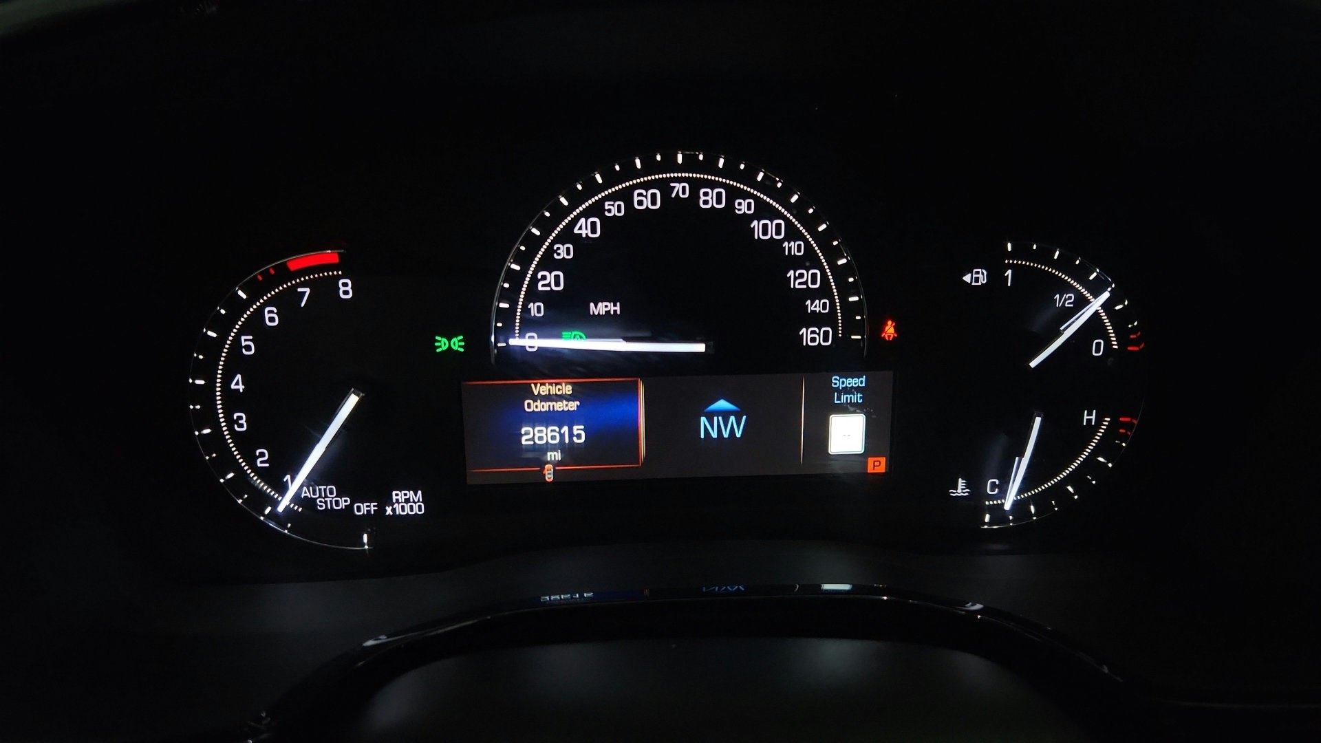 Used 2018 Cadillac XT5 Luxury w/ Driver Awareness Package FWD image 20