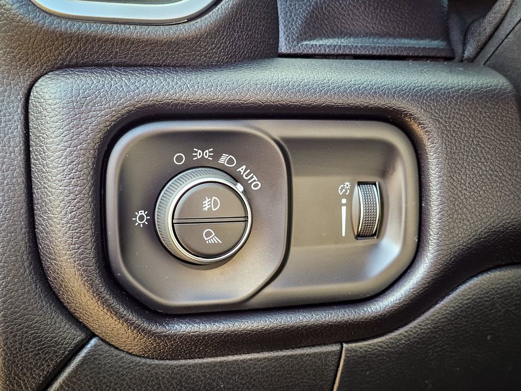 Certified 2022 RAM 2500 Big Horn w/ Level 1 Equipment Group image 14