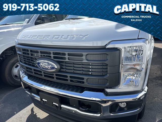 New 2026 Ford F250 XL w/ XL Chrome Package AWD/4WD image 12