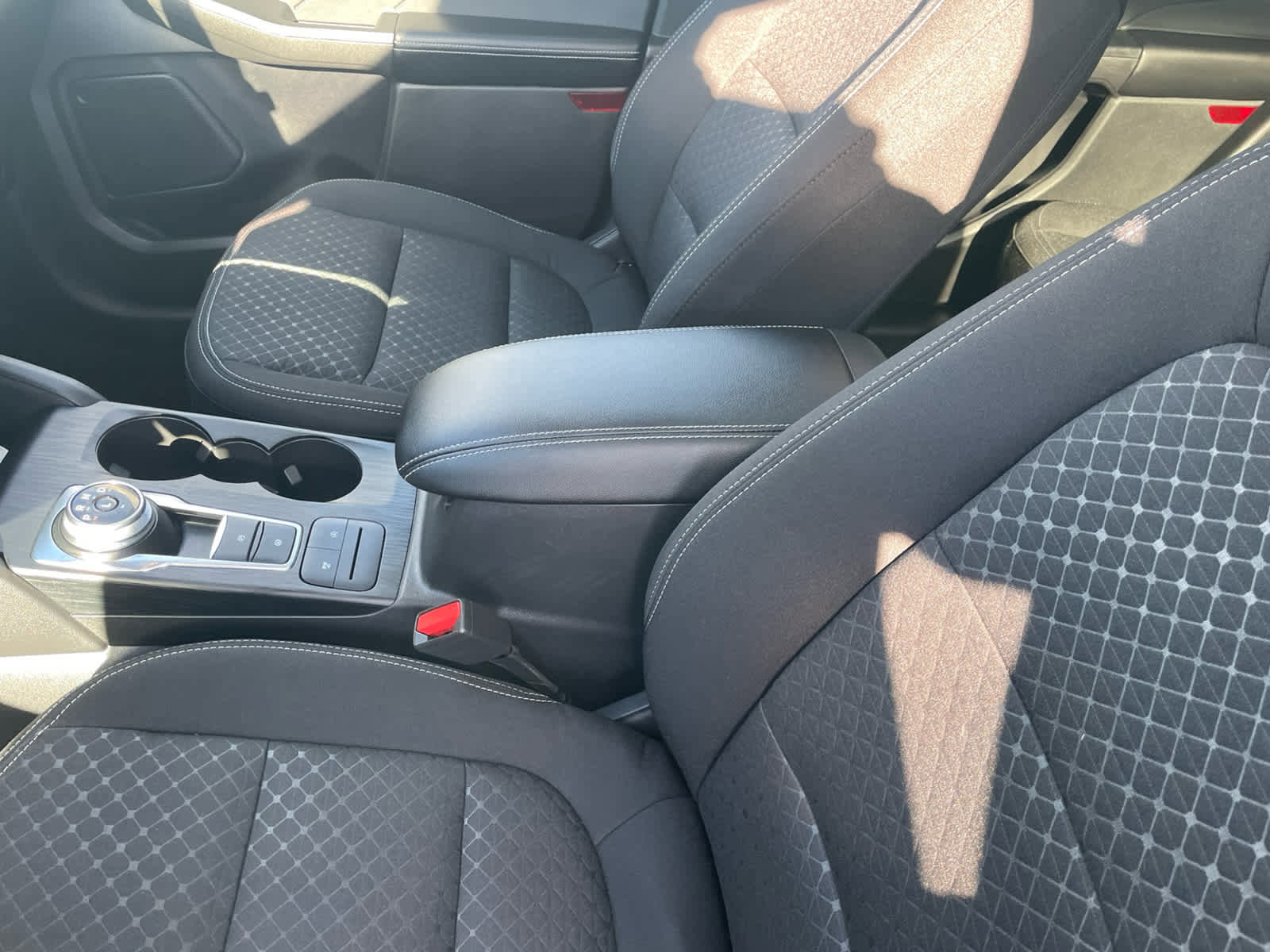 Used 2025 Ford Escape Active w/ Cold Weather Package image 28