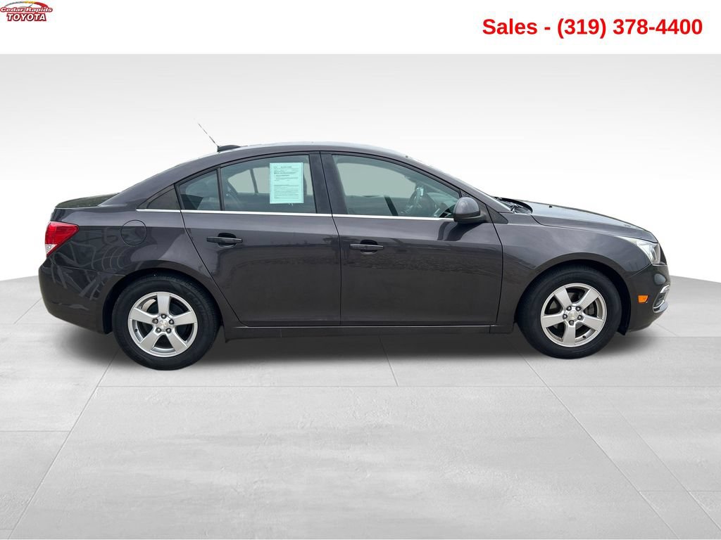 Used 2016 Chevrolet Cruze LT FWD image 6