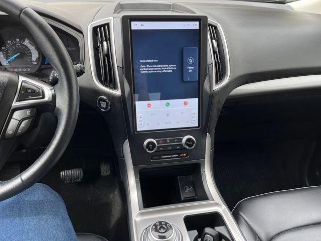 Used 2024 Ford Edge SEL w/ Convenience Package image 17