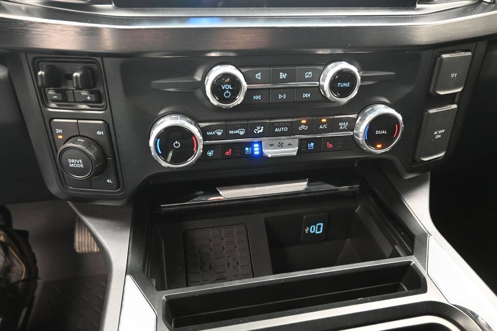 Certified 2023 Ford F350 Lariat w/ Lariat Ultimate Package AWD/4WD image 4