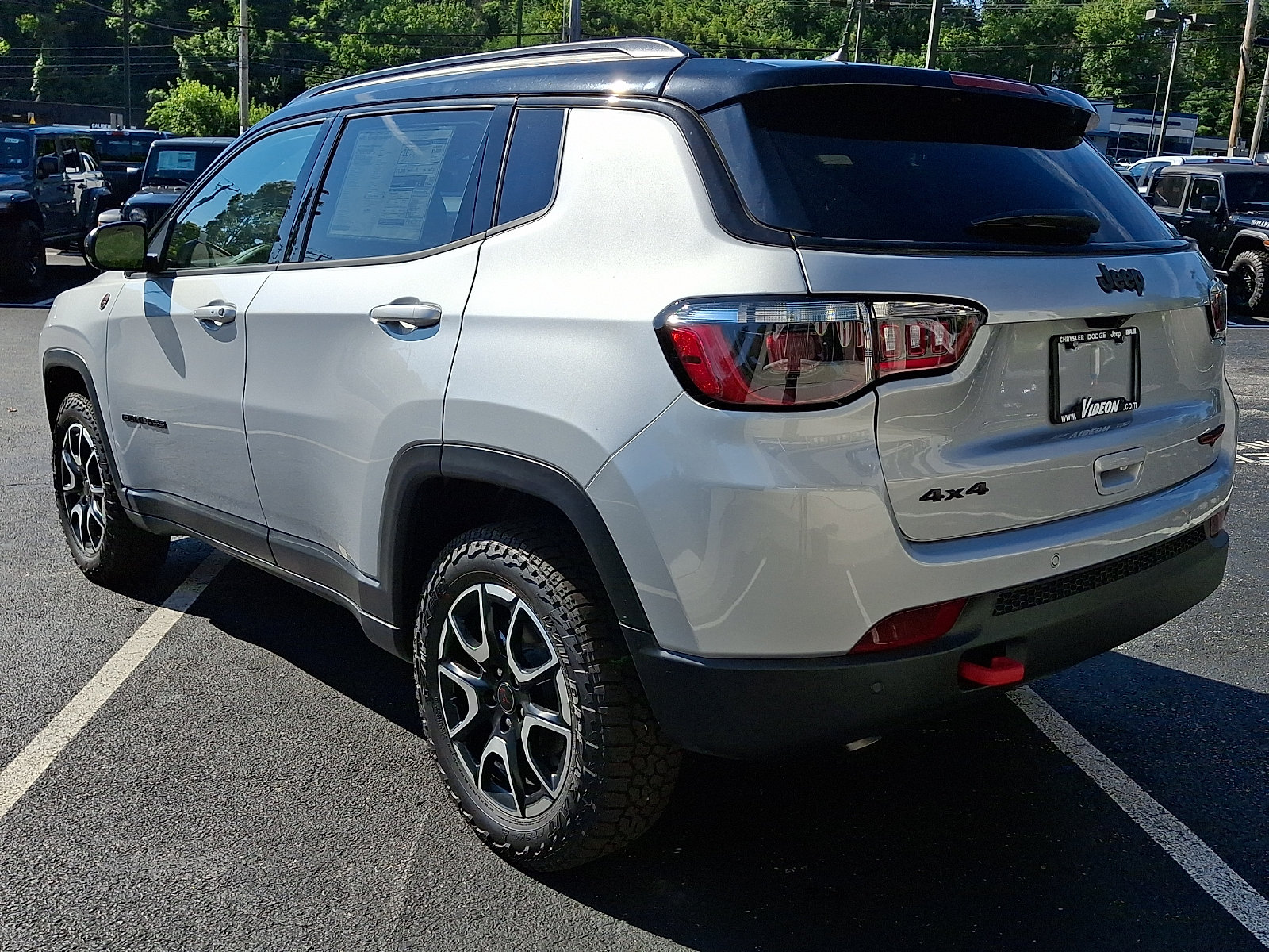 New 2026 Jeep Compass Trailhawk AWD/4WD image 4