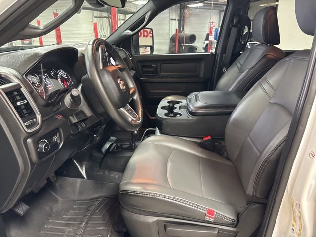 Used 2024 RAM 3500 Tradesman w/ Chrome Appearance Group image 14