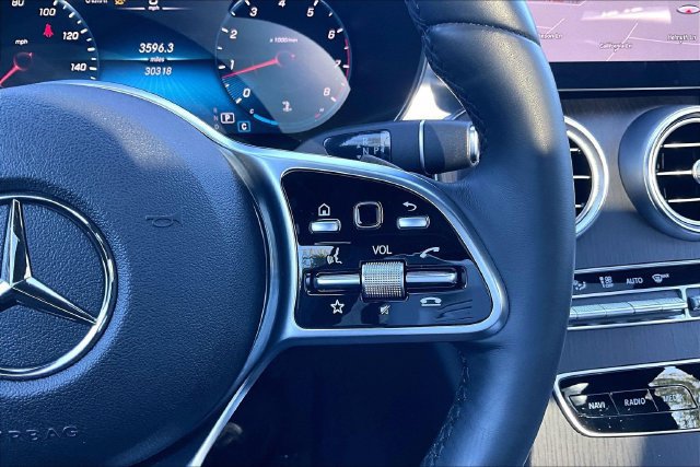Used 2021 Mercedes-Benz C 300 4MATIC Sedan image 21