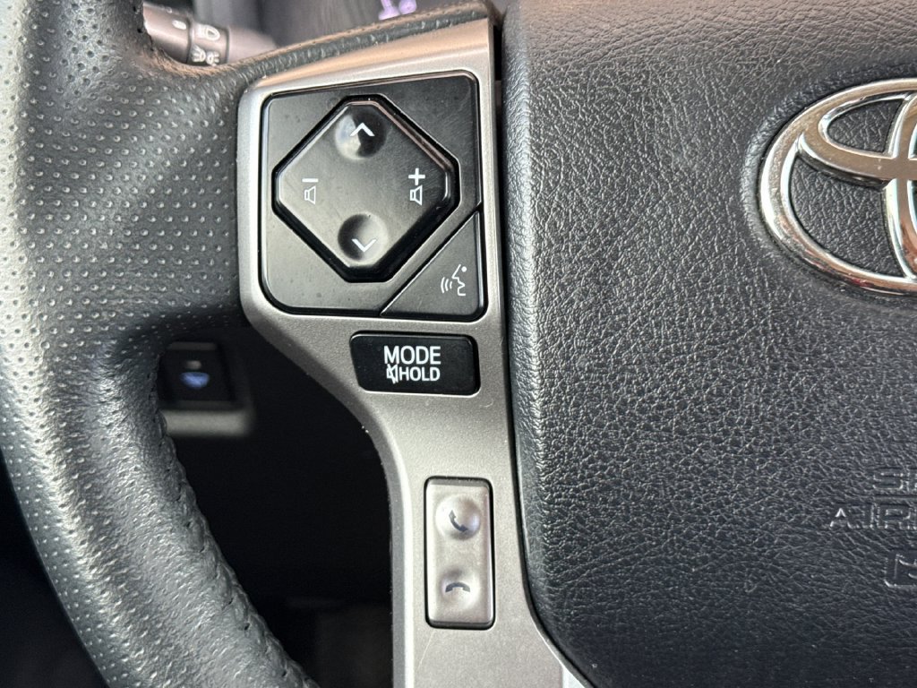 Used 2024 Toyota 4Runner SR5 AWD/4WD image 24