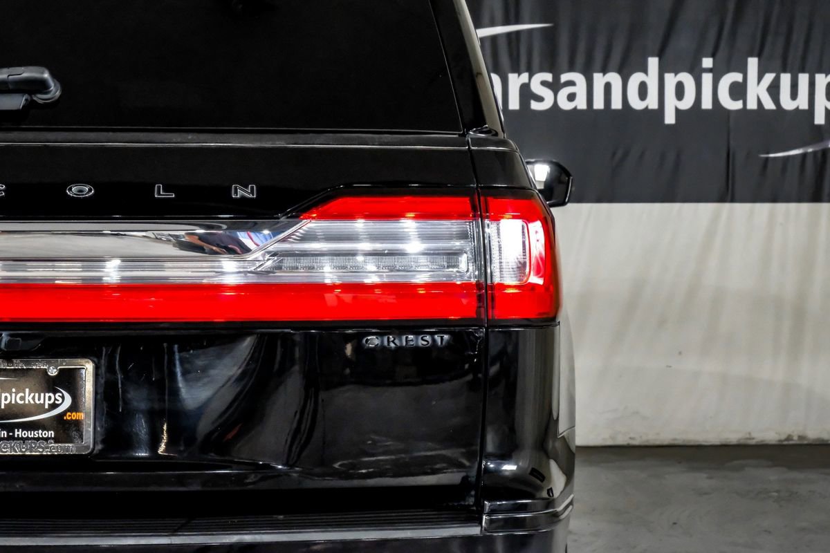 Used 2020 Lincoln Navigator Black Label w/ Cargo Convenience Package AWD/4WD image 45