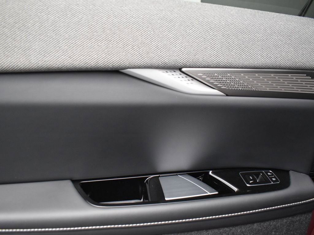 New 2026 Cadillac Optiq Sport 2 w/ LPO, Floor Liner Package image 25