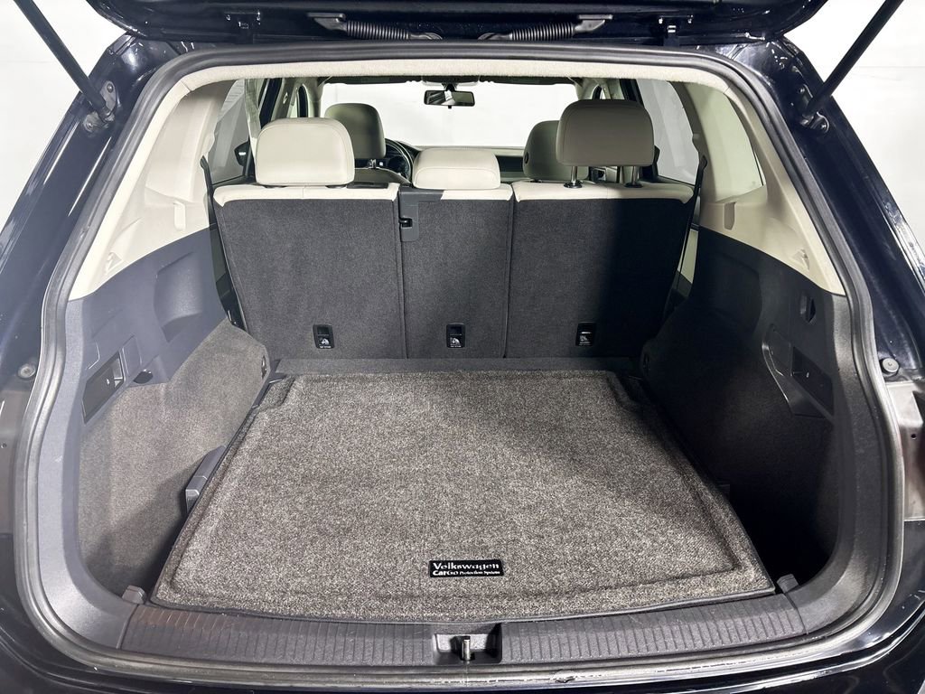 Used 2021 Volkswagen Tiguan SE image 20