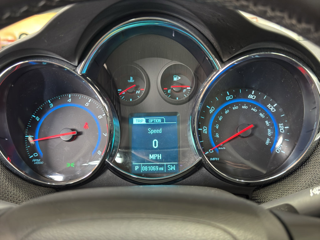 Used 2015 Chevrolet Cruze LTZ w/ Sun, Sound and Sport Package FWD image 23