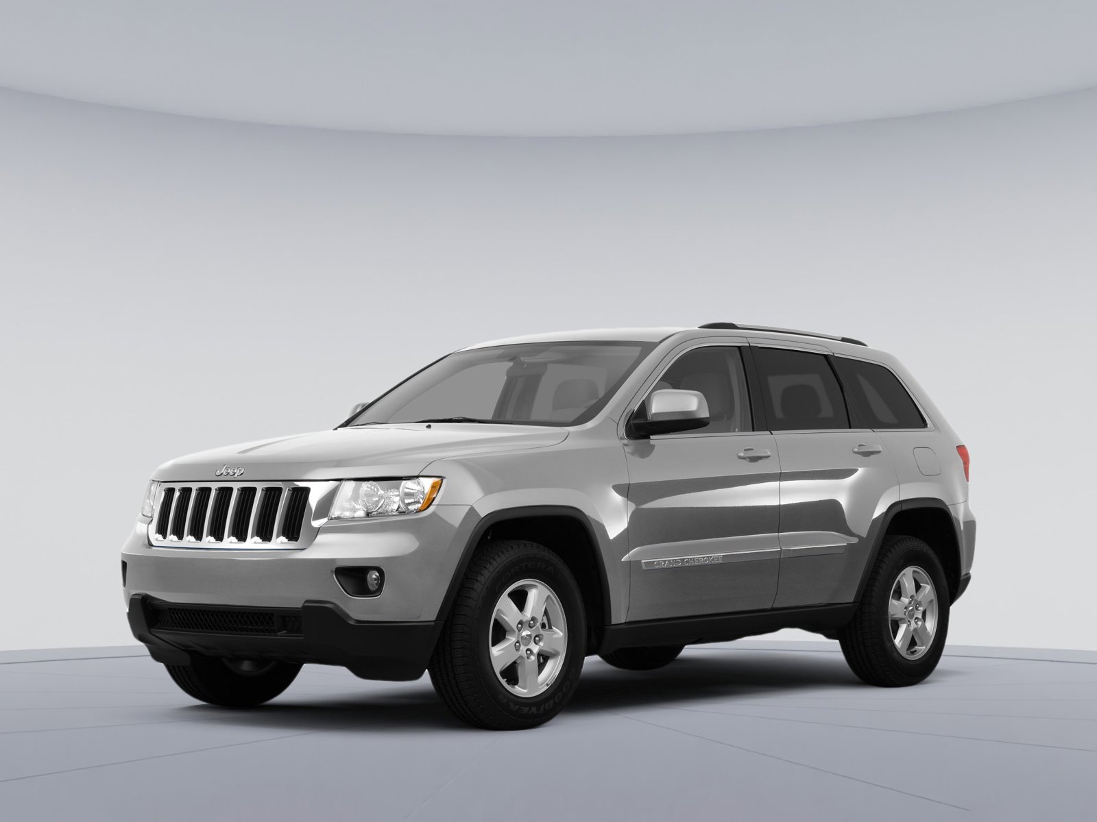 Used 2011 Jeep Grand Cherokee Laredo image 1
