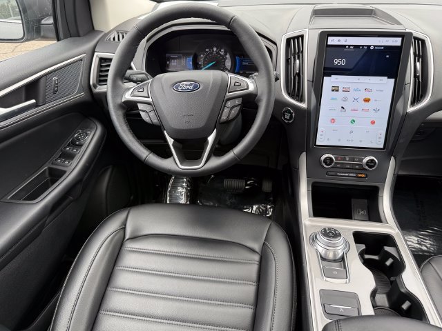 Certified 2024 Ford Edge SEL w/ Convenience Package AWD/4WD image 8