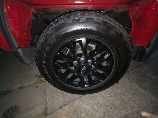 Used 2025 Chevrolet Silverado 2500 Custom w/ Custom Value Package image 31