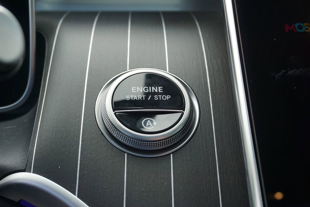 New 2026 Mercedes-Benz GLC 300 4MATIC image 32