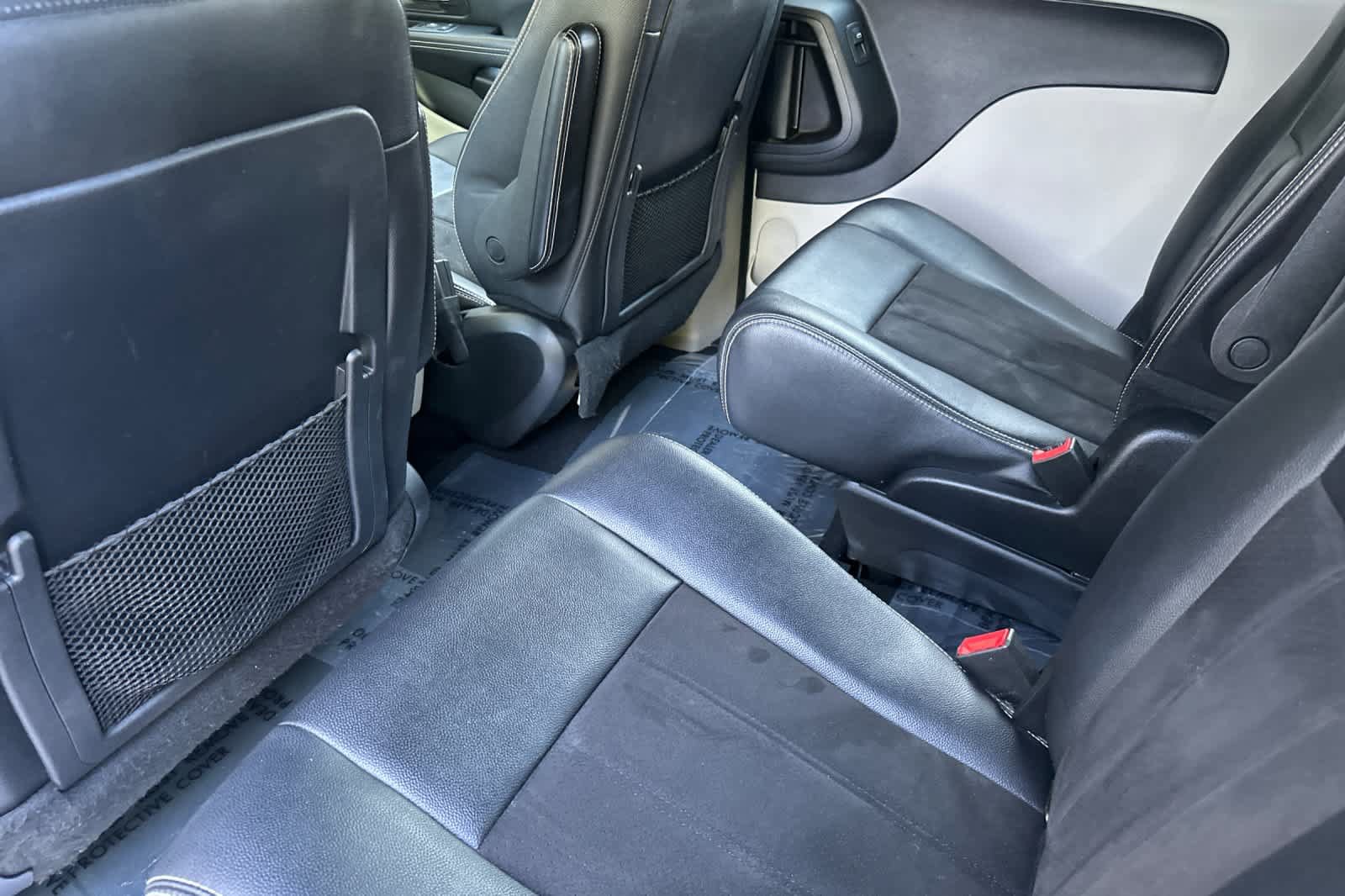 Used 2019 Dodge Grand Caravan SXT FWD image 4