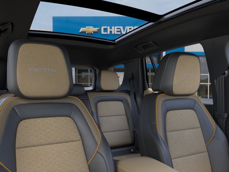 New 2026 Chevrolet Equinox ACTIV w/ Convenience Package III AWD/4WD image 24
