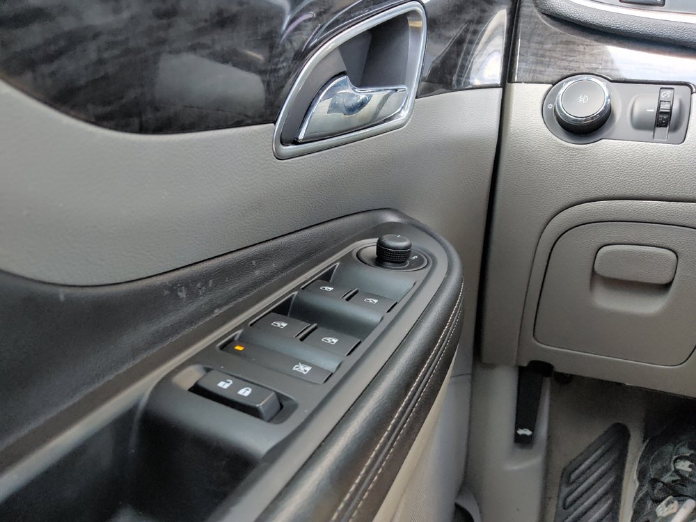 Used 2016 Buick Encore Convenience FWD image 27