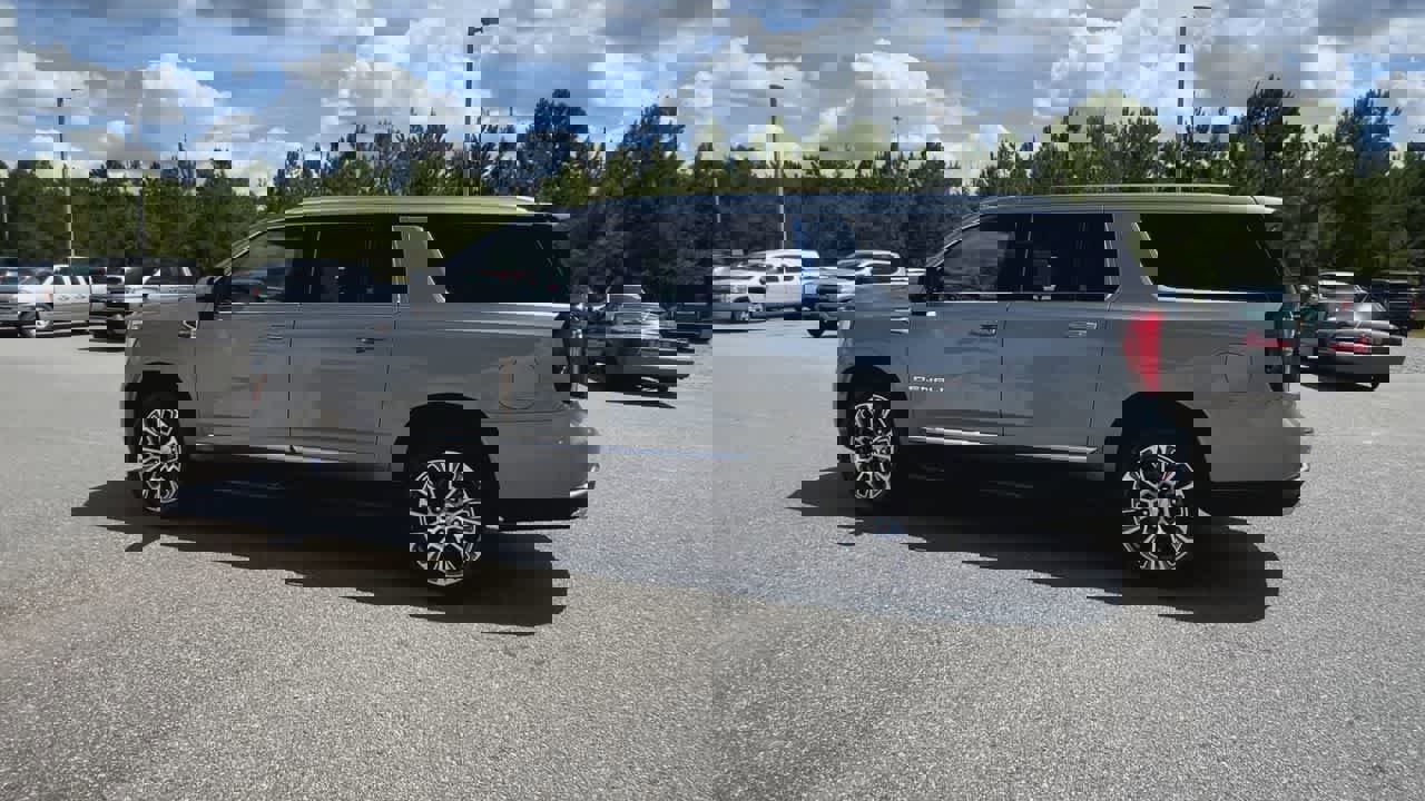 New 2026 GMC Yukon XL Denali image 6