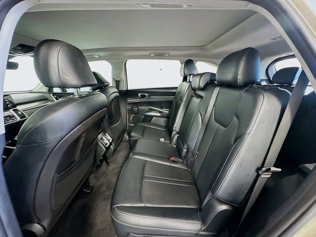 Used 2021 Kia Sorento S w/ Panoramic Sunroof Package image 24