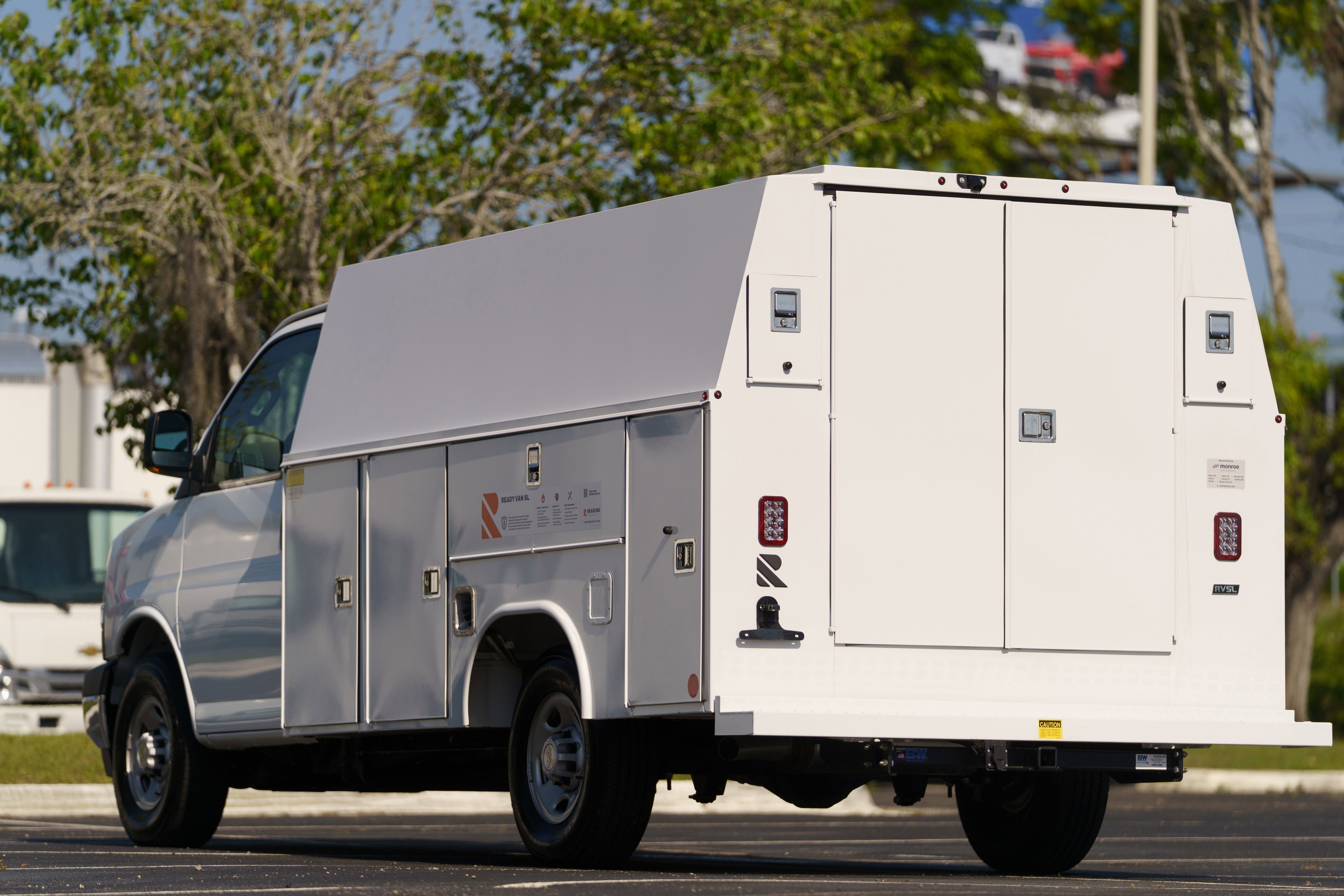 New 2025 Chevrolet Express 3500 w/ Power Convenience Package RWD image 3