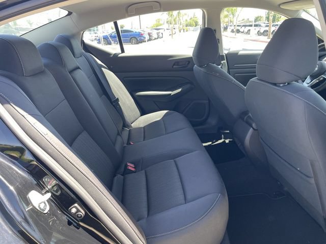 Used 2024 Nissan Altima 2.5 SV FWD image 25