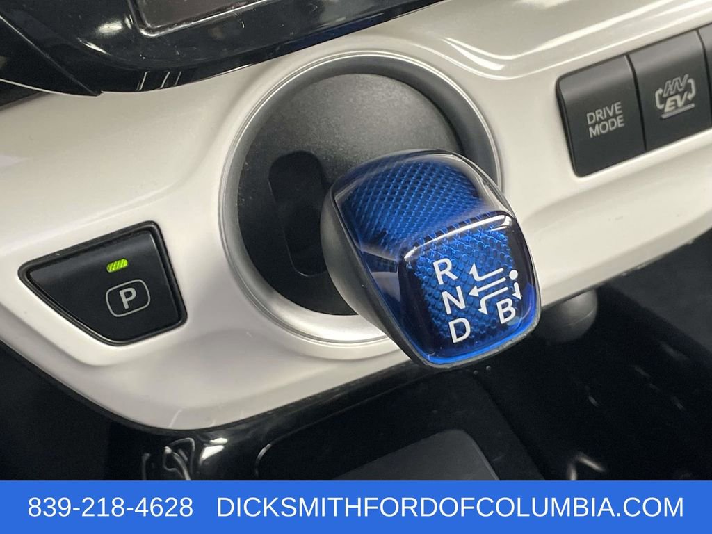 Used 2018 Toyota Prius Prime Advanced image 30