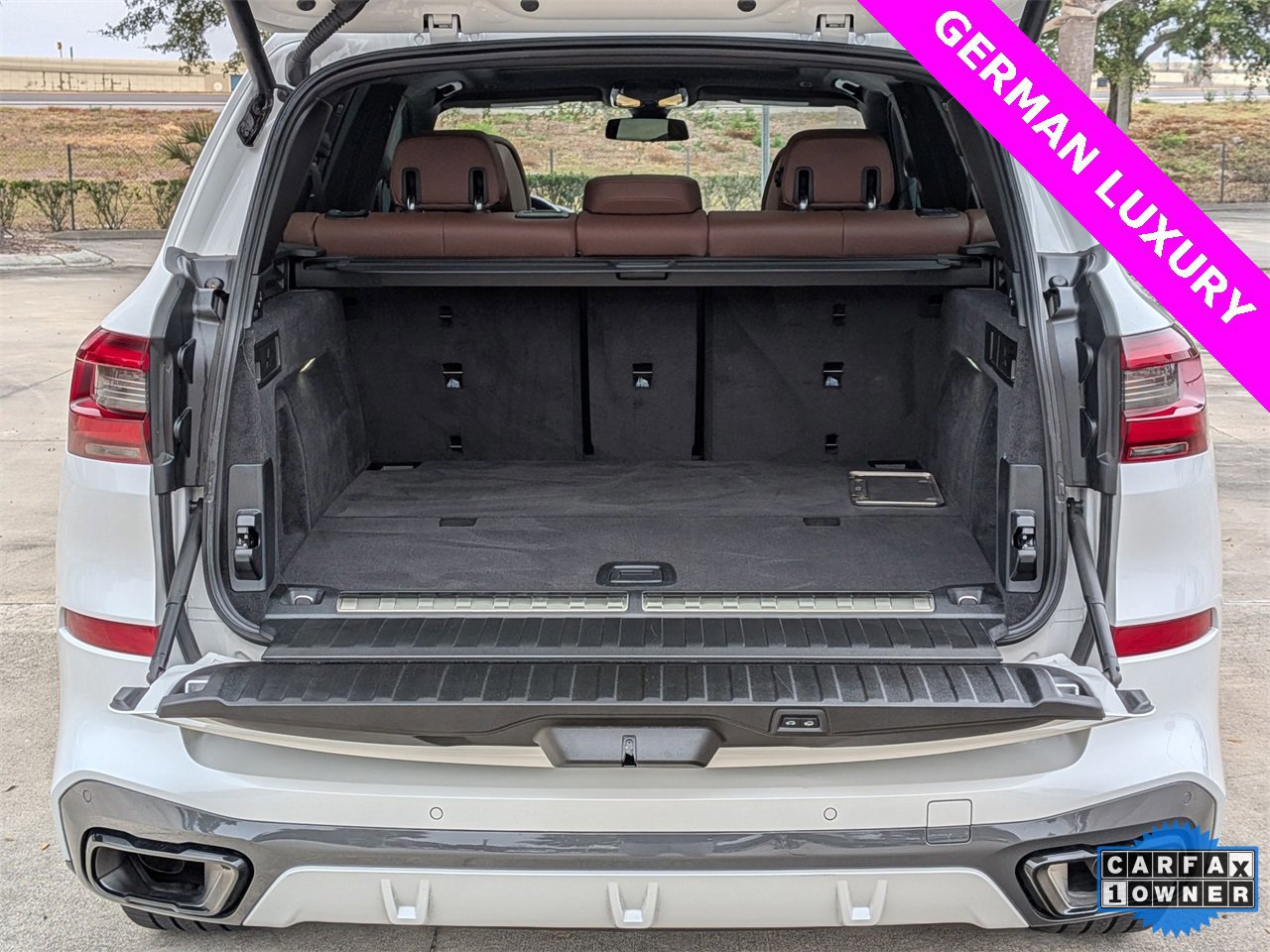 Used 2023 BMW X5 xDrive45e w/ M Sport Package image 23