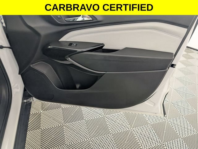 Certified 2025 Chevrolet Trax LT w/ LT Convenience Package FWD image 31