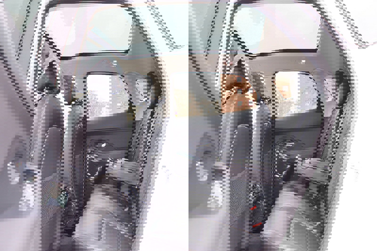 Used 2019 Jaguar E-PACE S image 14