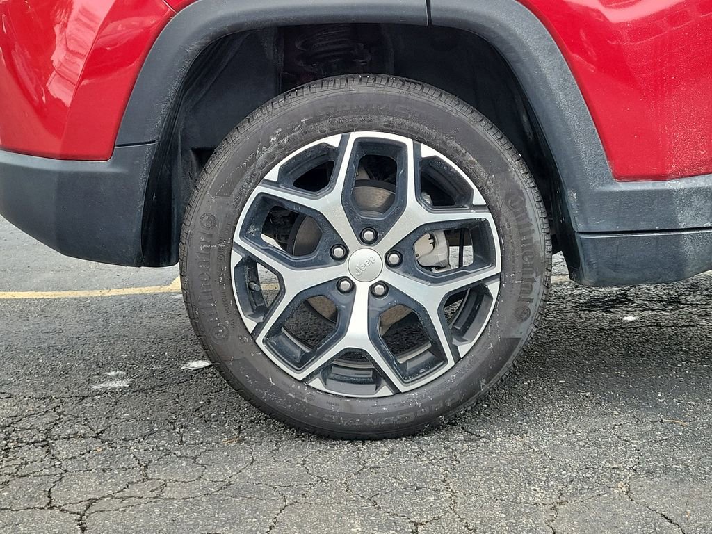 Used 2024 Jeep Compass Limited image 6