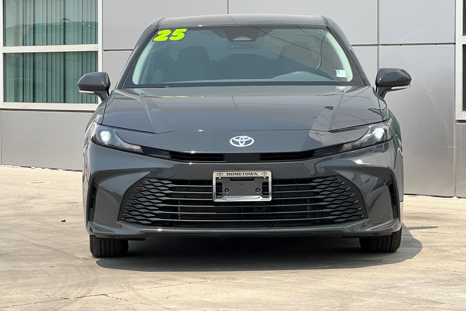 Used 2025 Toyota Camry LE w/ Convenience Package AWD/4WD image 6