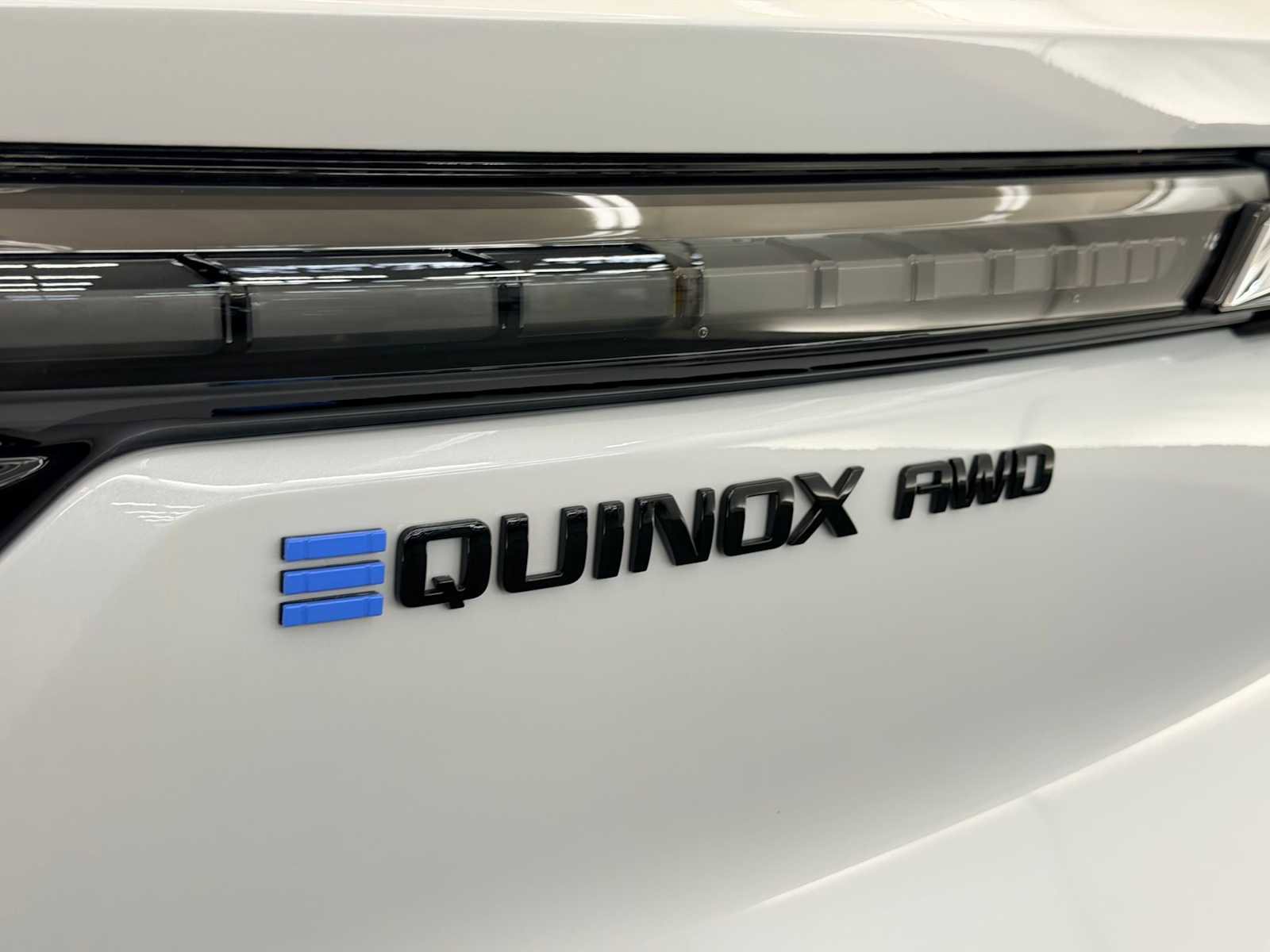 New 2026 Chevrolet Equinox EV RS image 12