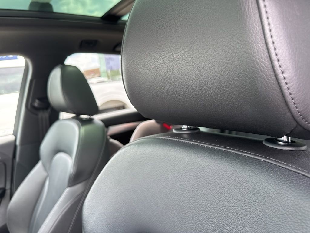 Used 2017 Audi Q5 2.0T Premium Plus w/ Technology Package AWD/4WD image 5