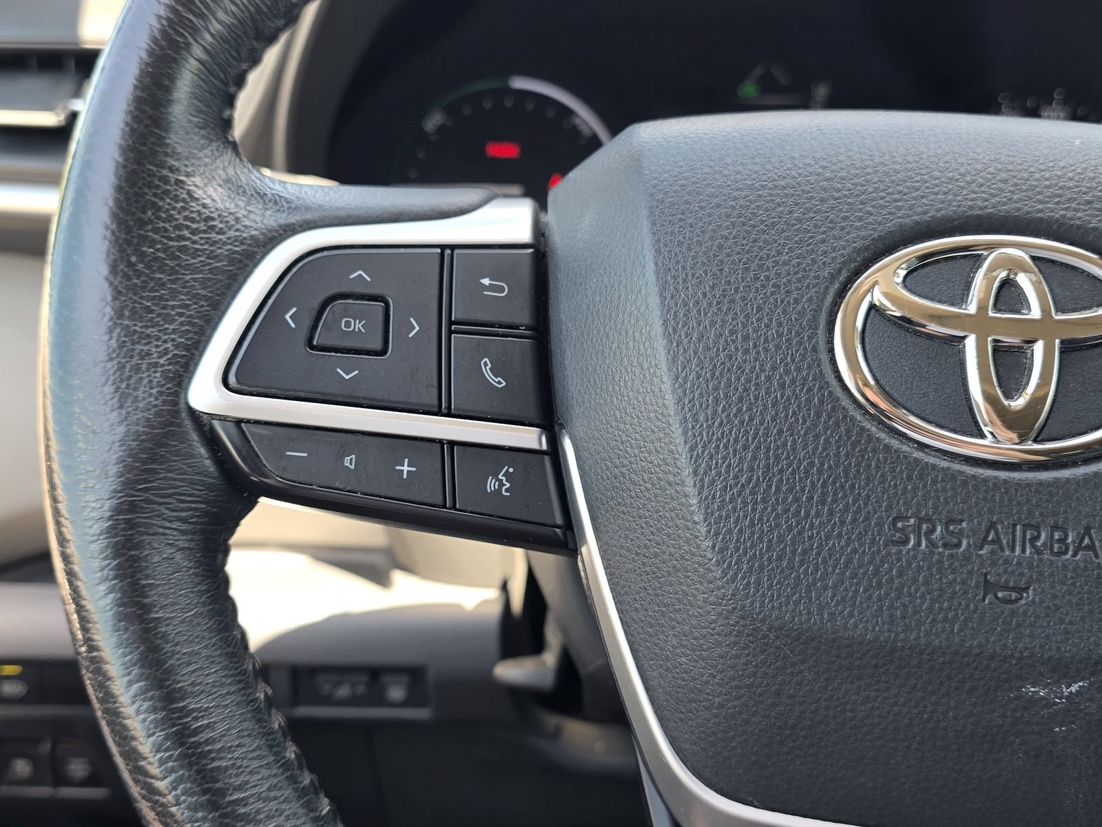 Used 2021 Toyota Sienna XLE FWD image 18