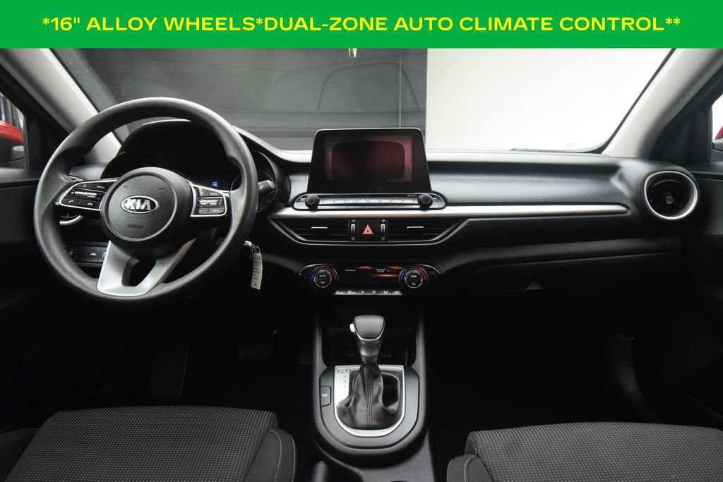 Used 2019 Kia Forte LXS FWD image 4