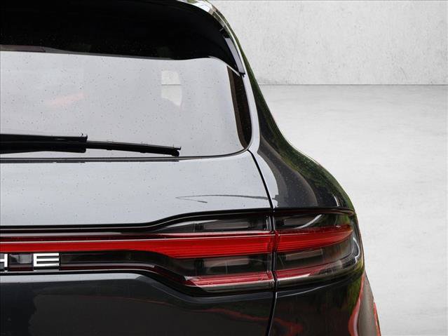 Used 2025 Porsche Macan S AWD/4WD image 8