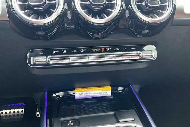 Used 2025 Mercedes-Benz GLB 250 image 18
