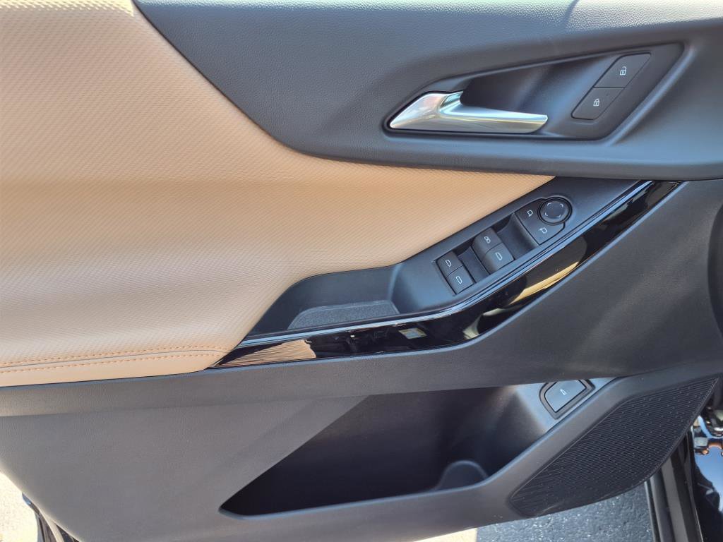 New 2026 Chevrolet Equinox ACTIV w/ Safety and Technology Package image 10