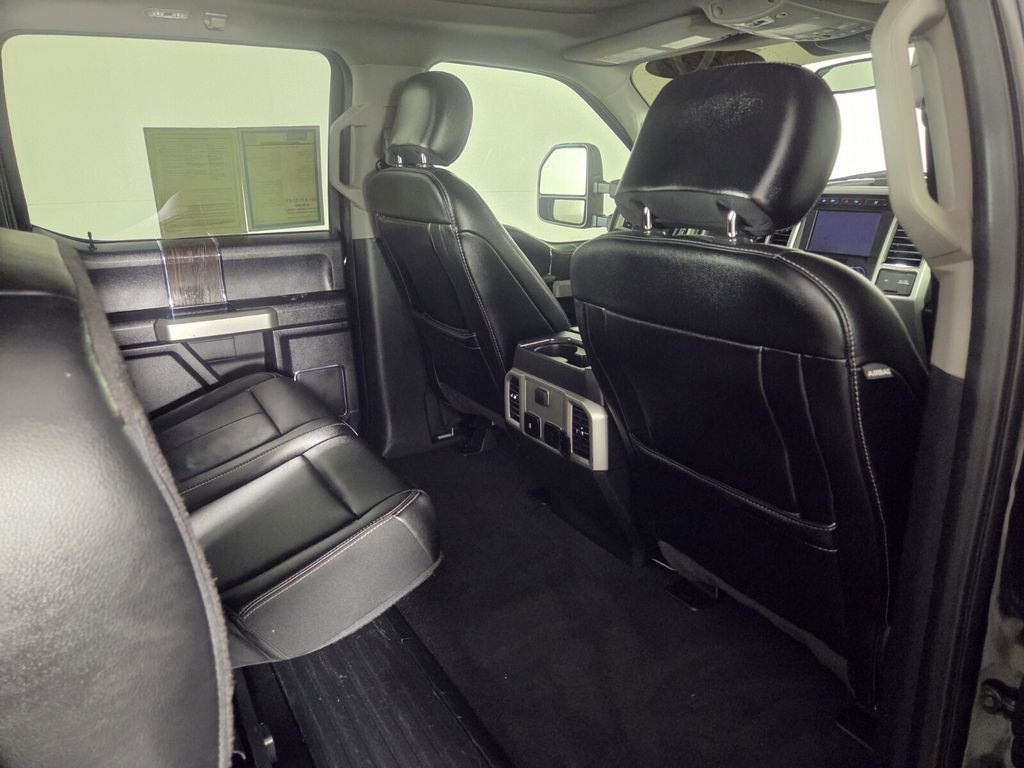 Used 2020 Ford F250 Lariat image 29