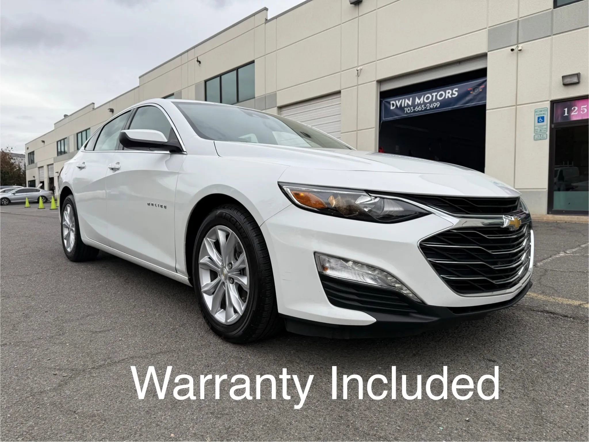 Used 2023 Chevrolet Malibu LT image 1